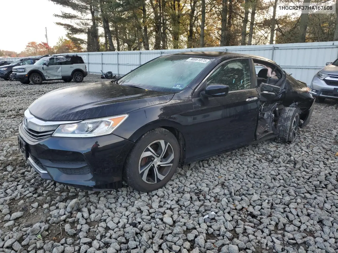 1HGCR2F37HA167608 2017 Honda Accord