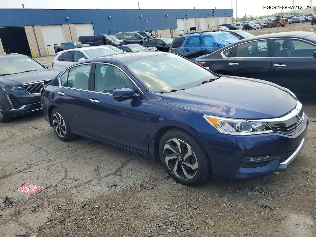 2017 Honda Accord Exl VIN: 1HGCR2F88HA212129 Lot: 61332596