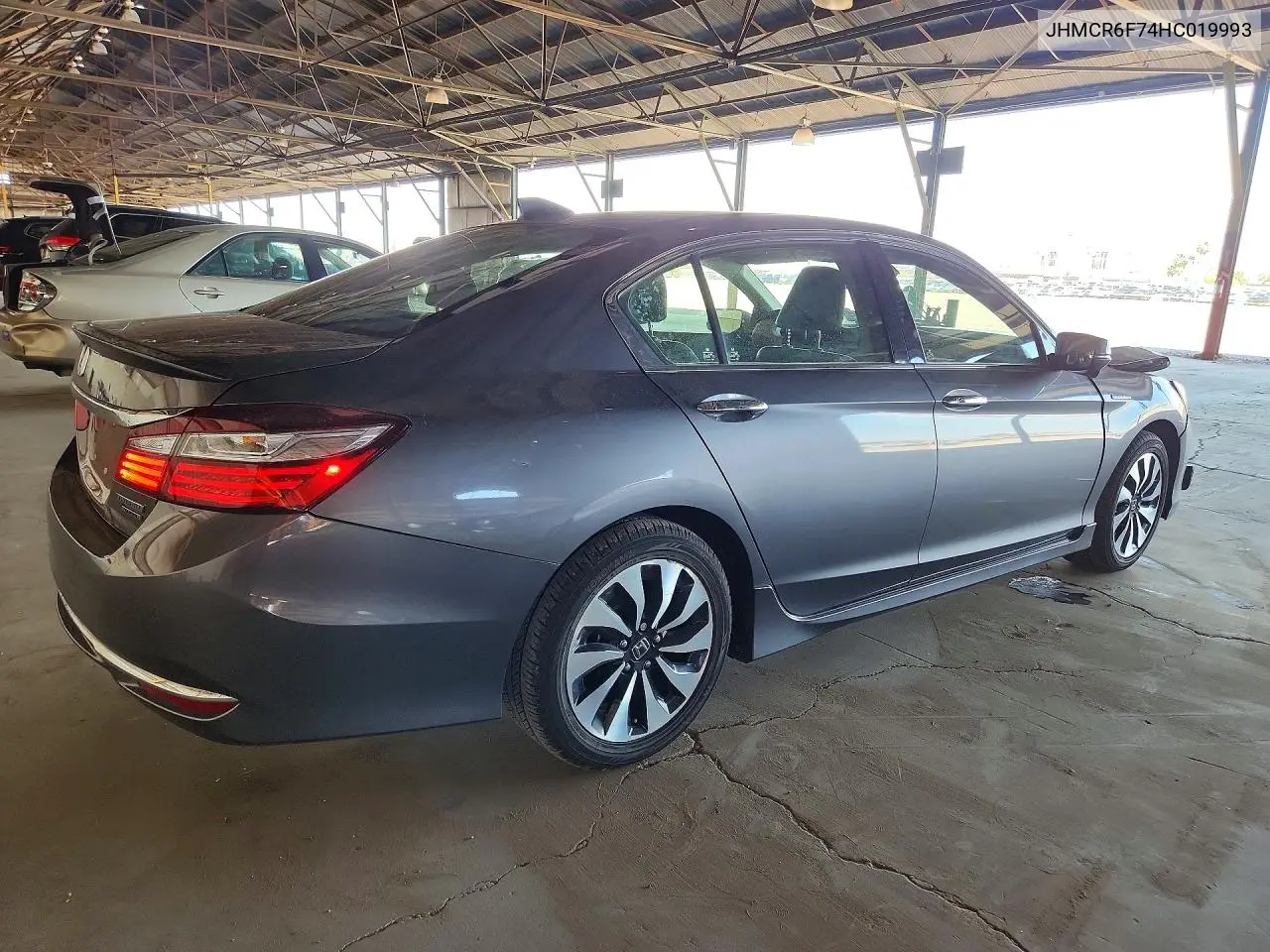 2017 Honda Accord Touring Hybrid VIN: JHMCR6F74HC019993 Lot: 61902346