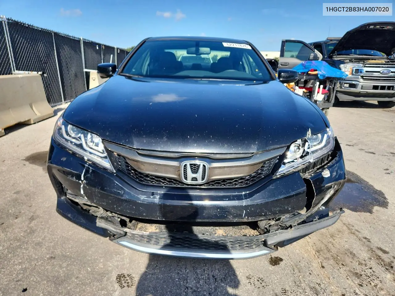 2017 Honda Accord Exl VIN: 1HGCT2B83HA007020 Lot: 62211876