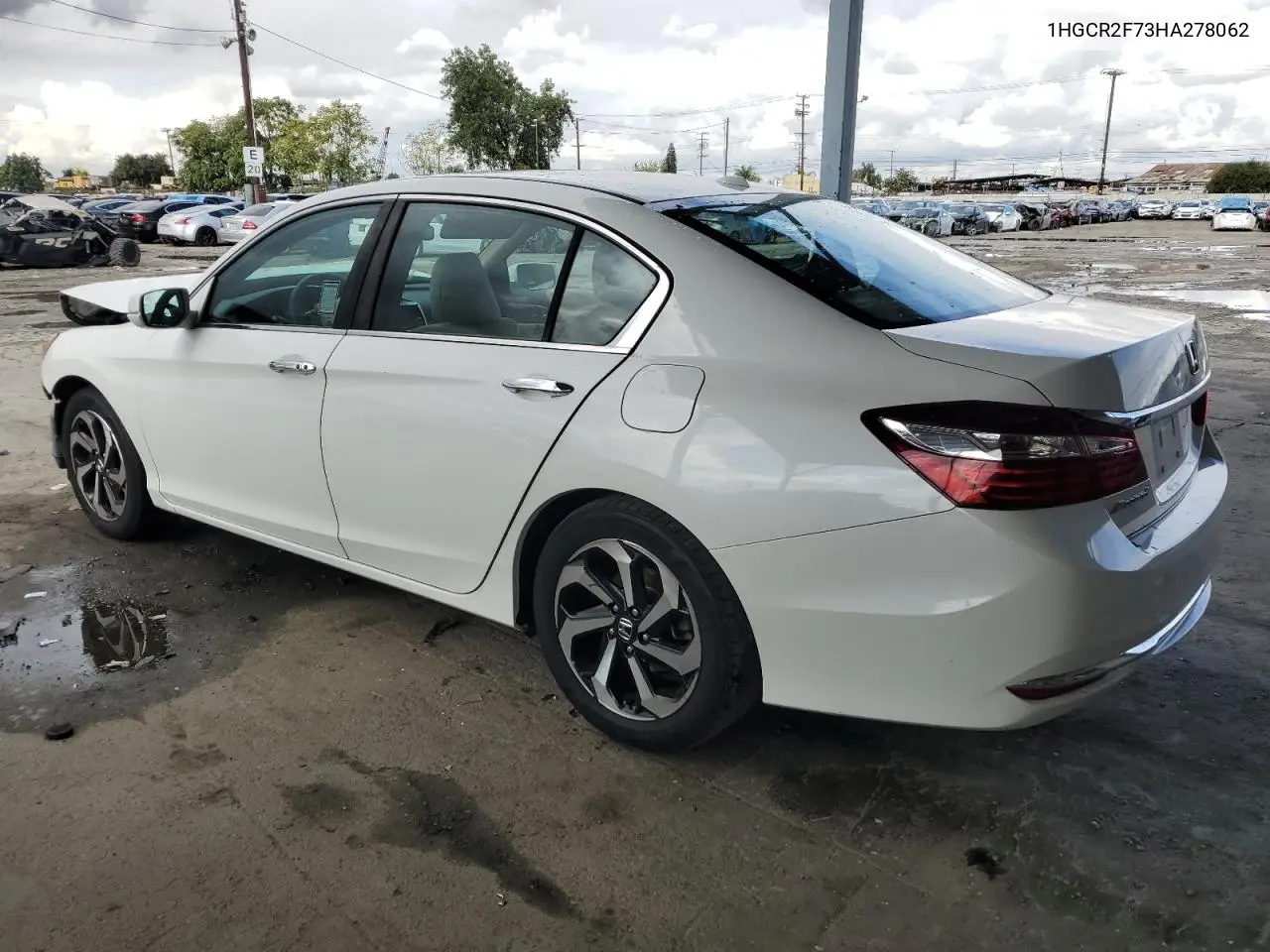 1HGCR2F73HA278062 2017 Honda Accord Ex