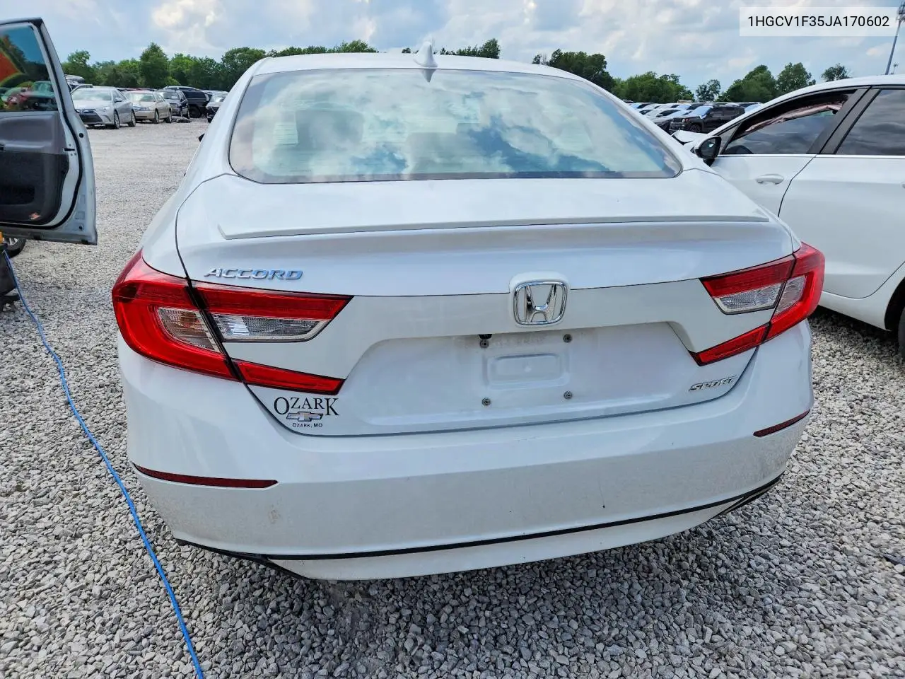 1HGCV1F35JA170602 2018 Honda Accord Sport