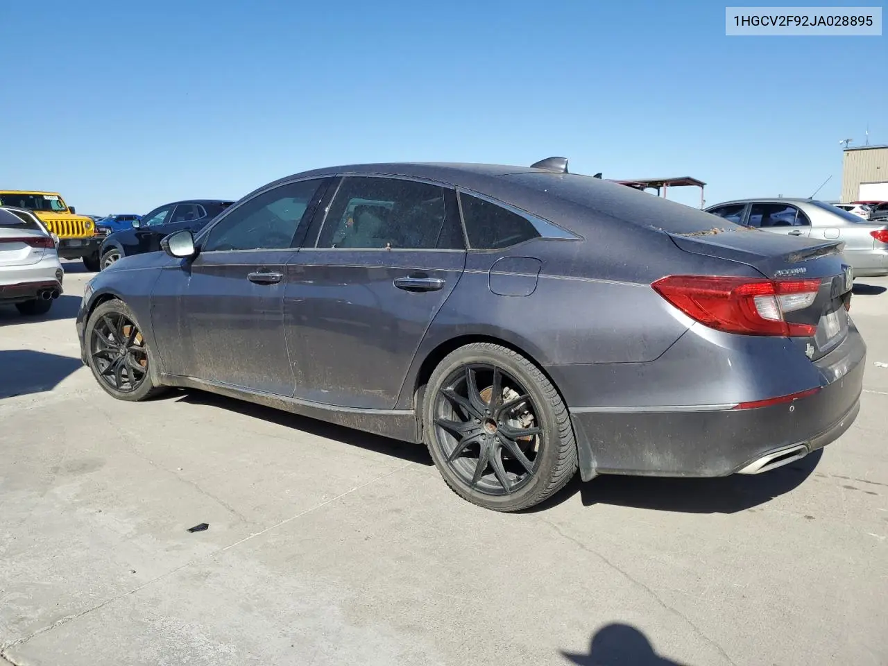 1HGCV2F92JA028895 2018 Honda Accord Touring