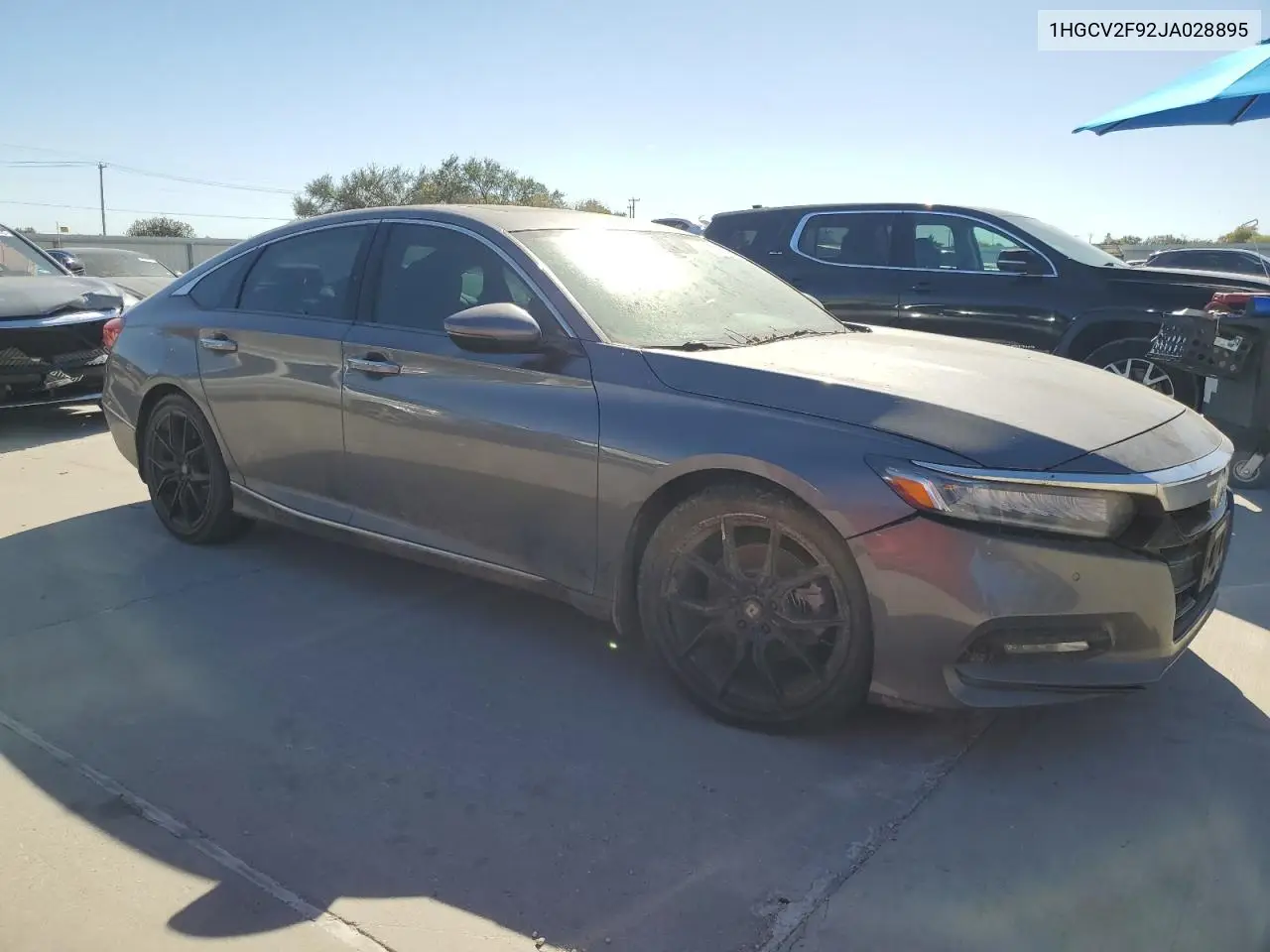 1HGCV2F92JA028895 2018 Honda Accord Touring