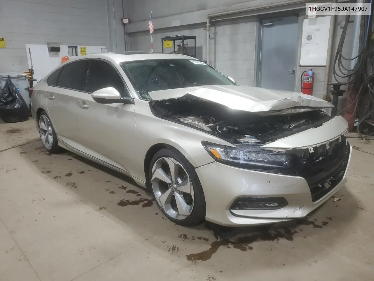 1HGCV1F95JA147907 2018 Honda Accord Touring
