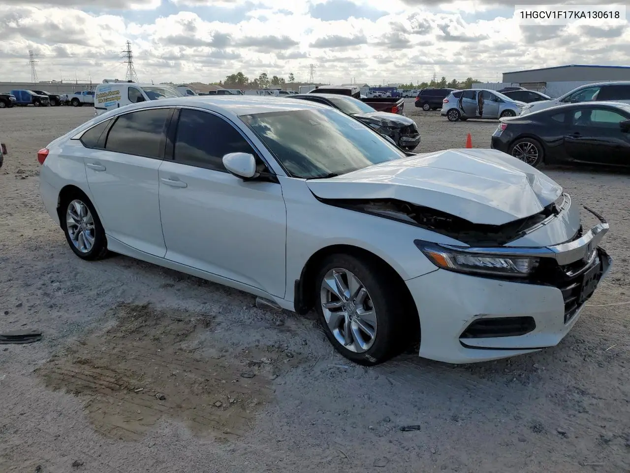 1HGCV1F17KA130618 2019 Honda Accord Lx