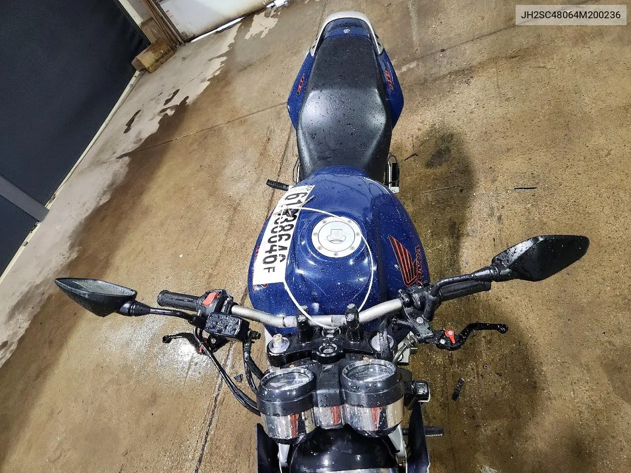 2004 Honda Cb900 F VIN: JH2SC48064M200236 Lot: 61338646