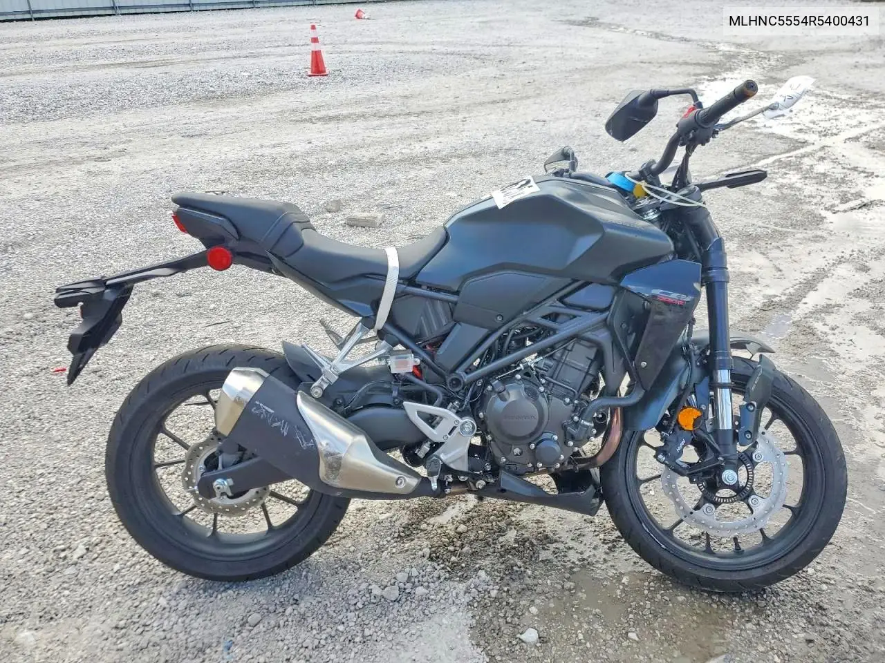 2024 Honda Cbf300 Na VIN: MLHNC5554R5400431 Lot: 60454586