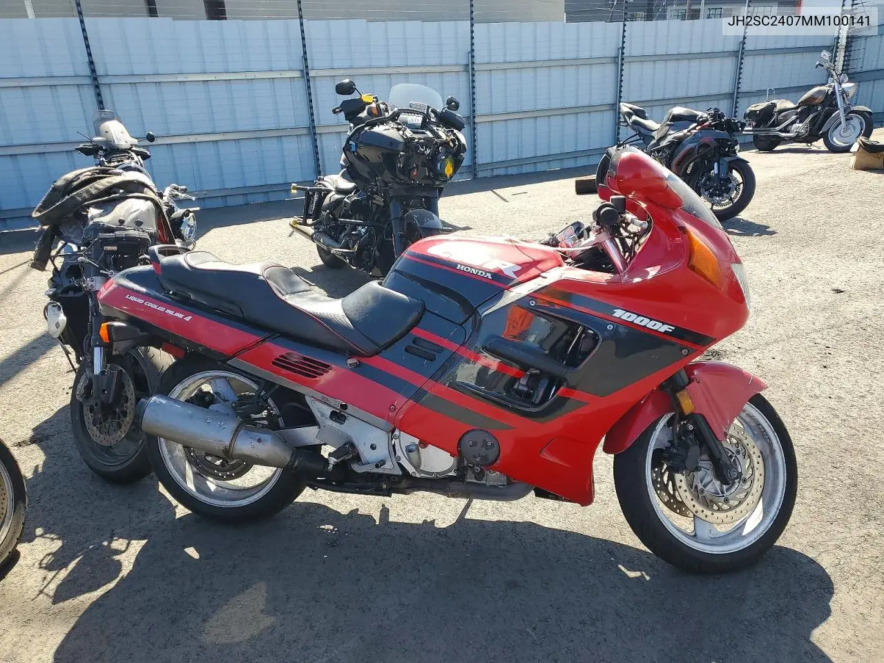 1991 Honda Cbr1000 F VIN: JH2SC2407MM100141 Lot: 56861456