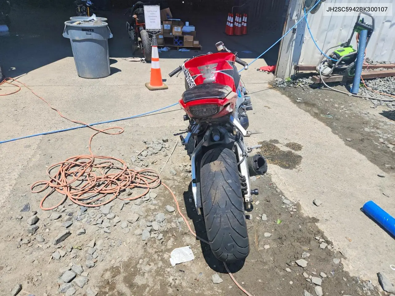 2011 Honda Cbr1000 Rr VIN: JH2SC5942BK300107 Lot: 54470436
