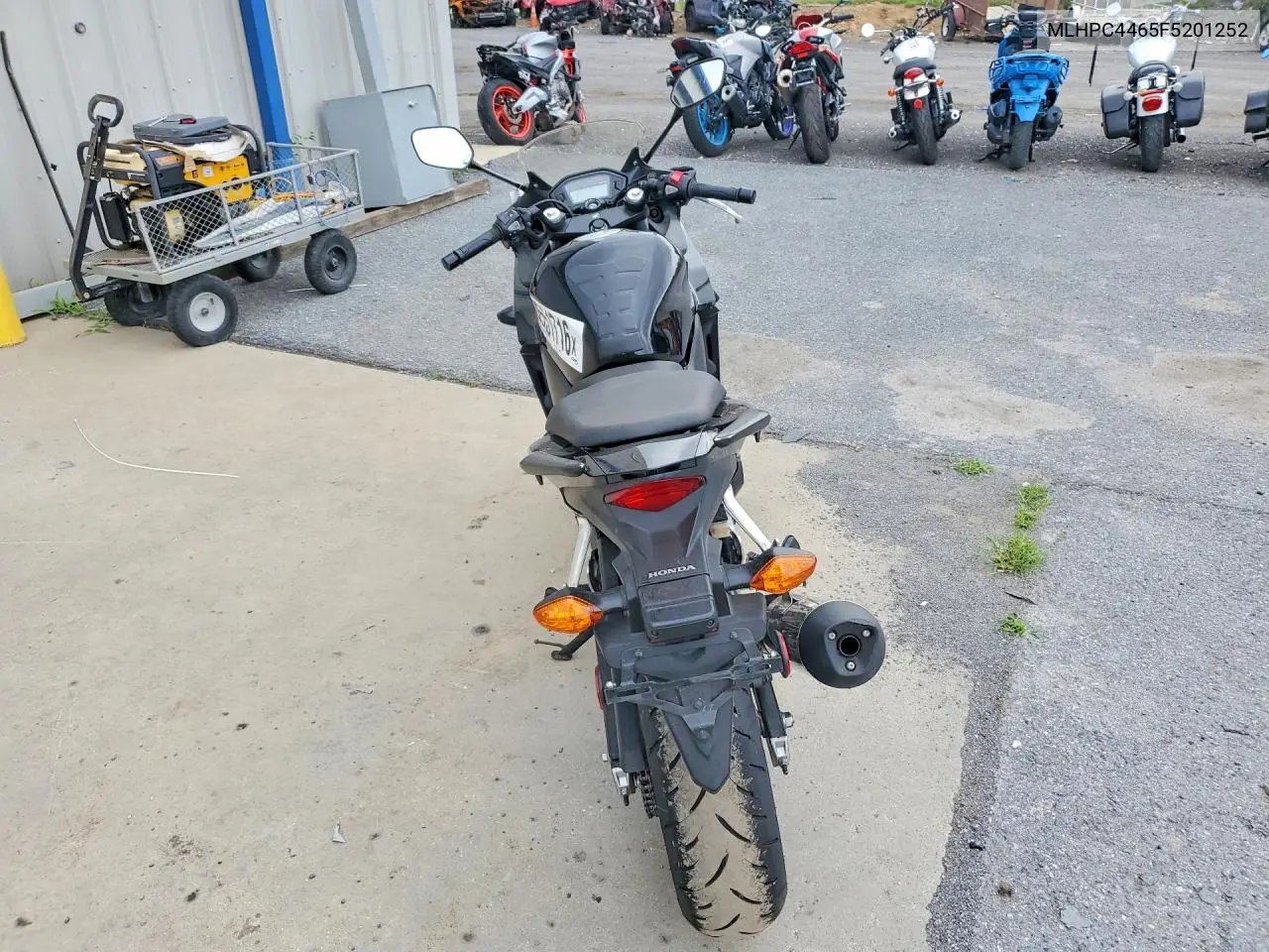 2015 Honda Cbr500 R VIN: MLHPC4465F5201252 Lot: 60551716