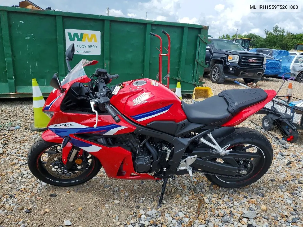 2026 Honda Cbr650 R VIN: MLHRH1559T5201880 Lot: 61001166