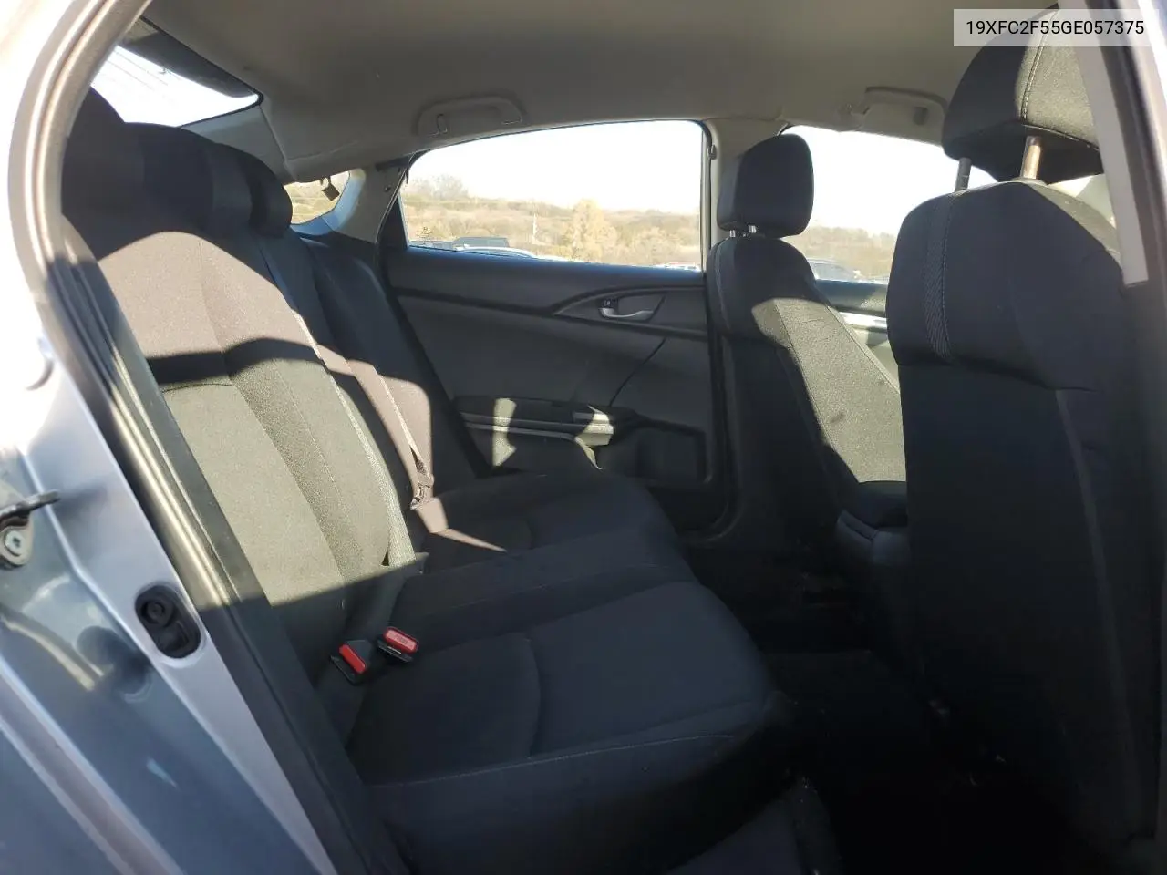 19XFC2F55GE057375 2016 Honda Civic Lx