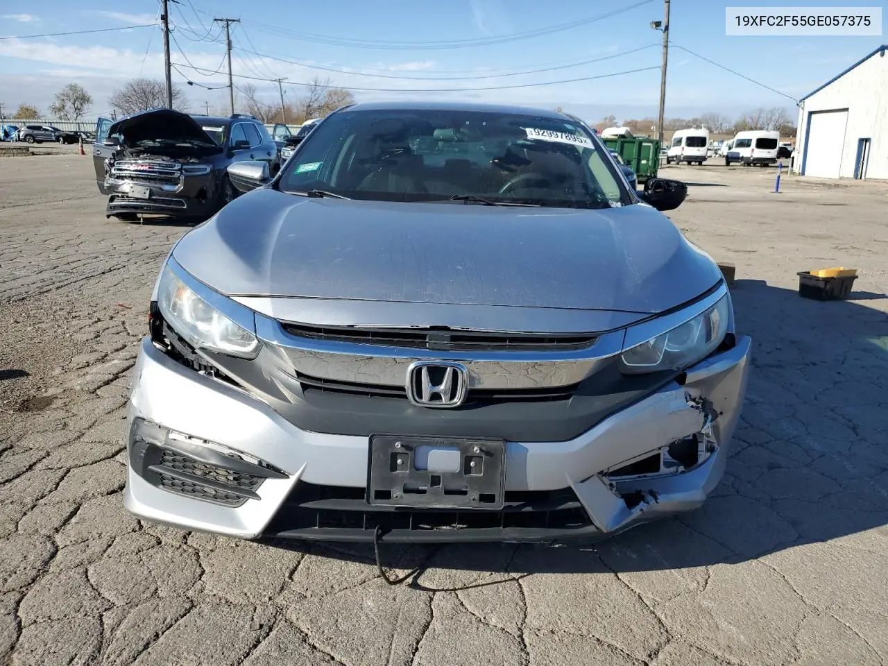 19XFC2F55GE057375 2016 Honda Civic Lx