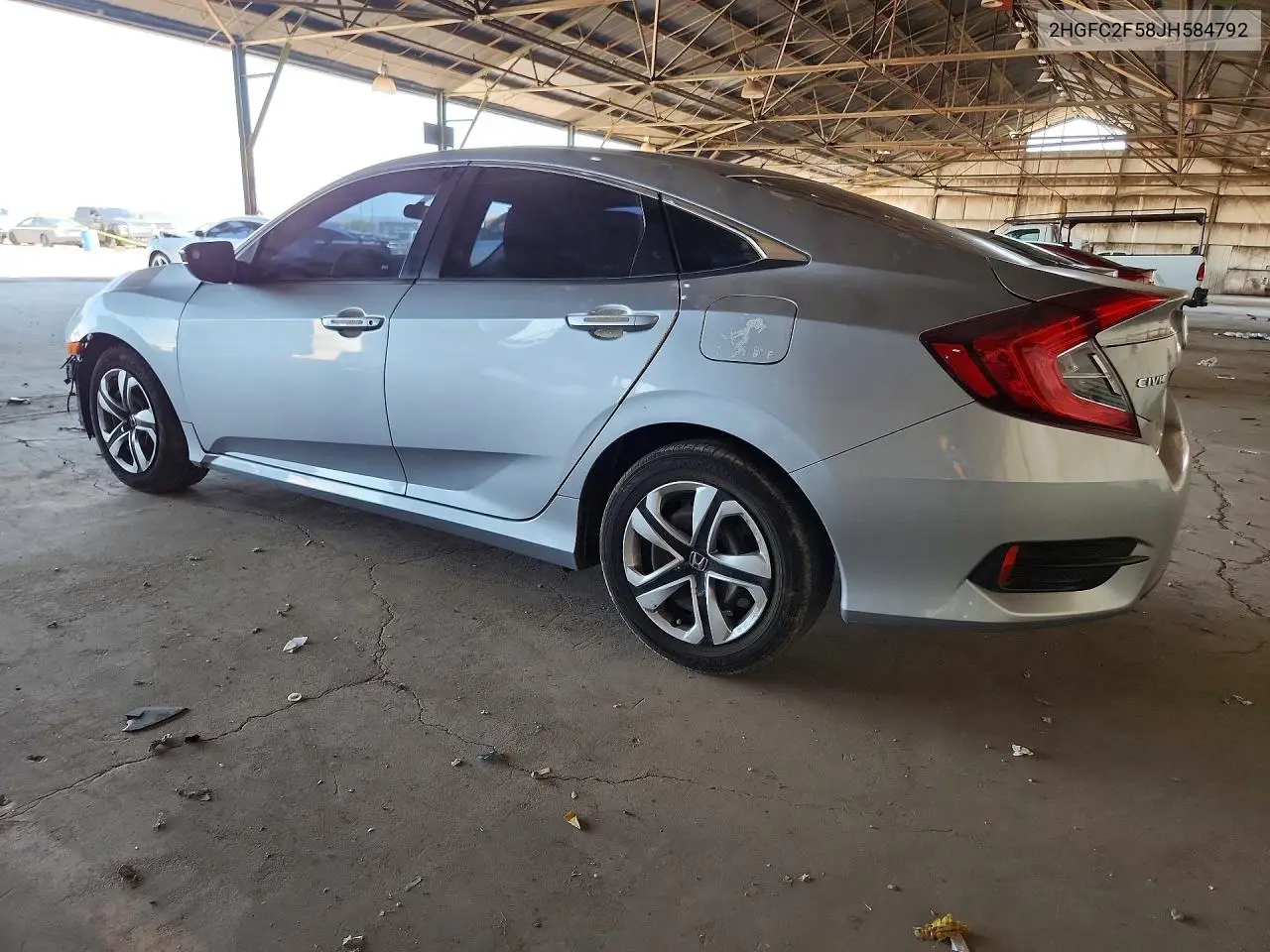 2HGFC2F58JH584792 2018 Honda Civic Lx