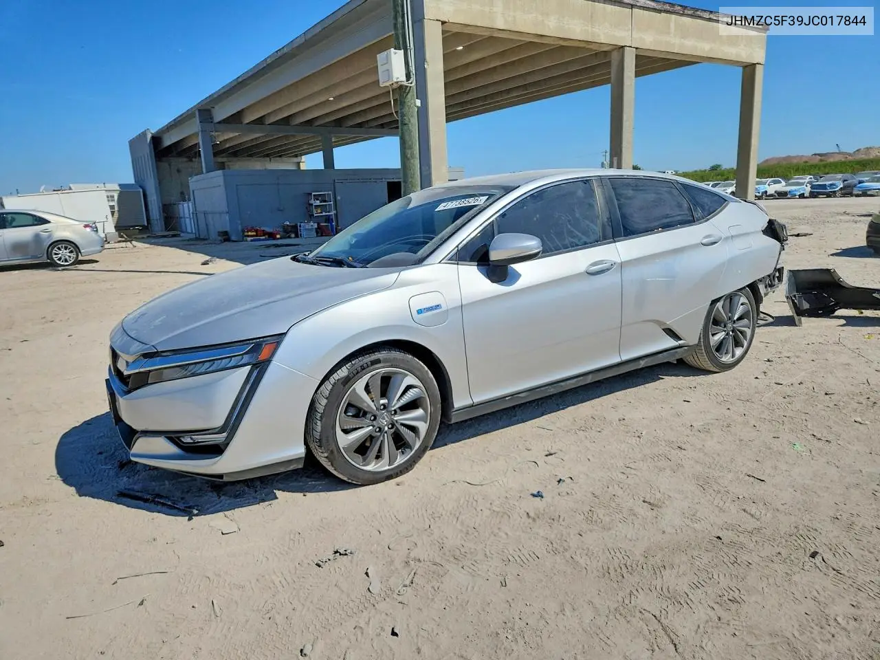 2018 Honda Clarity Touring VIN: JHMZC5F39JC017844 Lot: 47738526