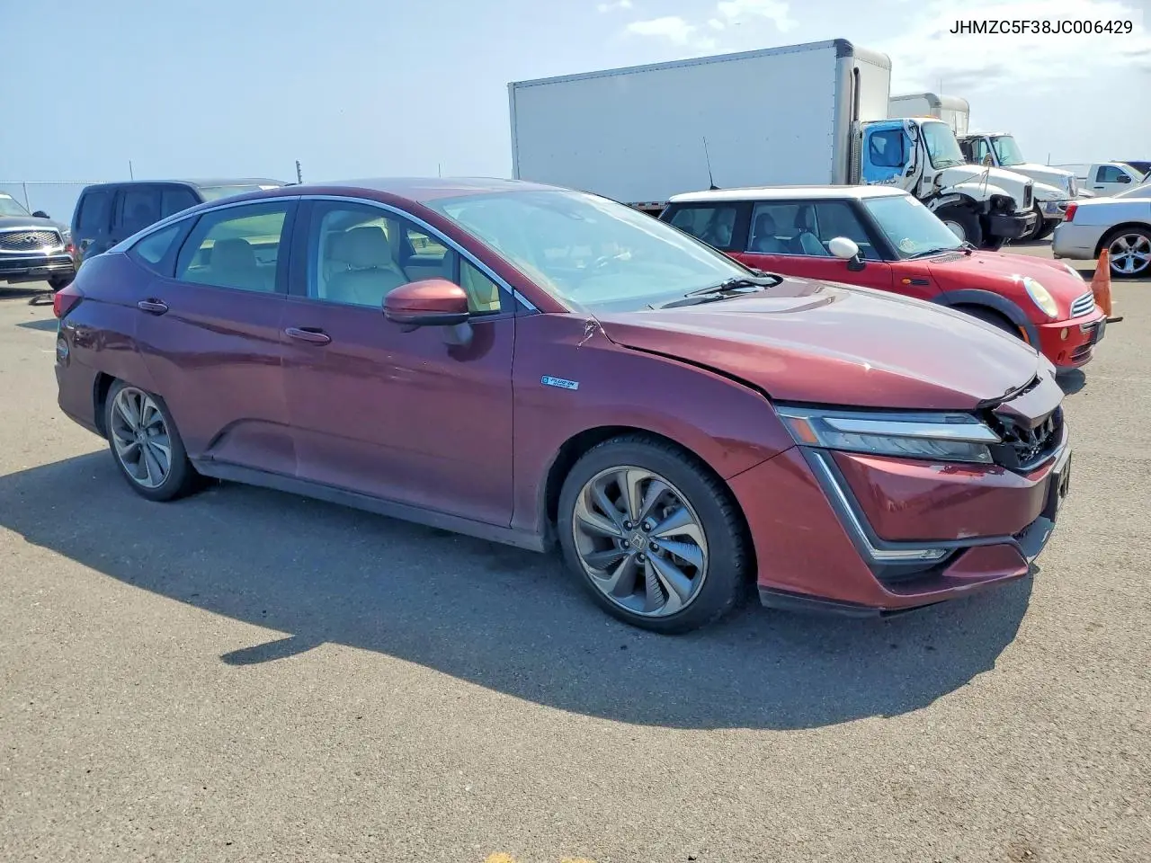 2018 Honda Clarity Touring VIN: JHMZC5F38JC006429 Lot: 55932266