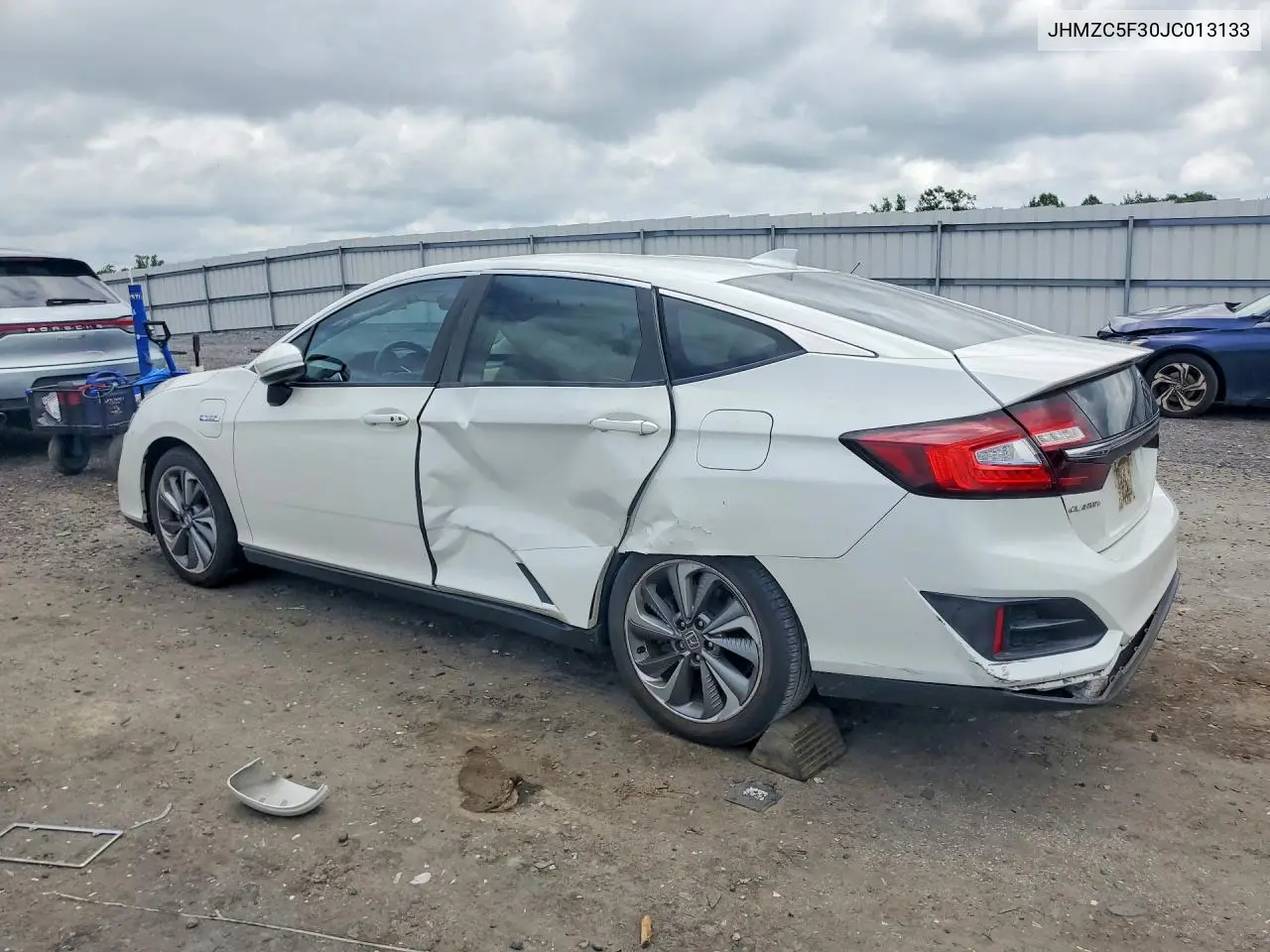 2018 Honda Clarity Touring VIN: JHMZC5F30JC013133 Lot: 60119426