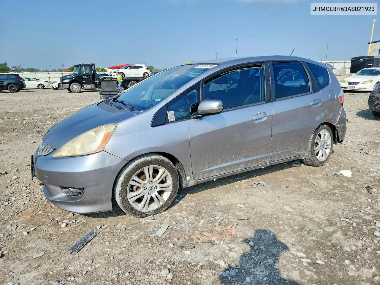 2010 Honda Fit Sport VIN: JHMGE8H63AS021923 Lot: 61374736