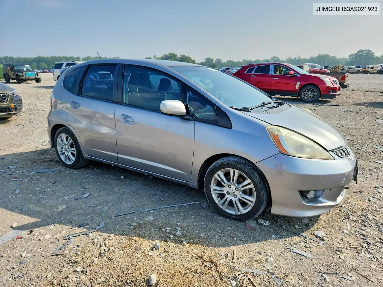 2010 Honda Fit Sport VIN: JHMGE8H63AS021923 Lot: 61374736