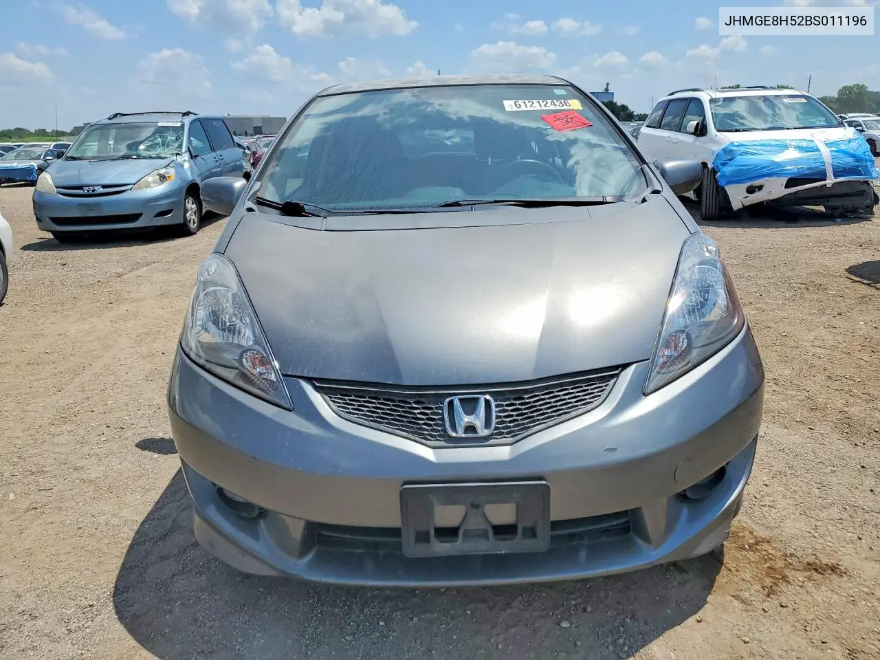 2011 Honda Fit Sport VIN: JHMGE8H52BS011196 Lot: 61212436