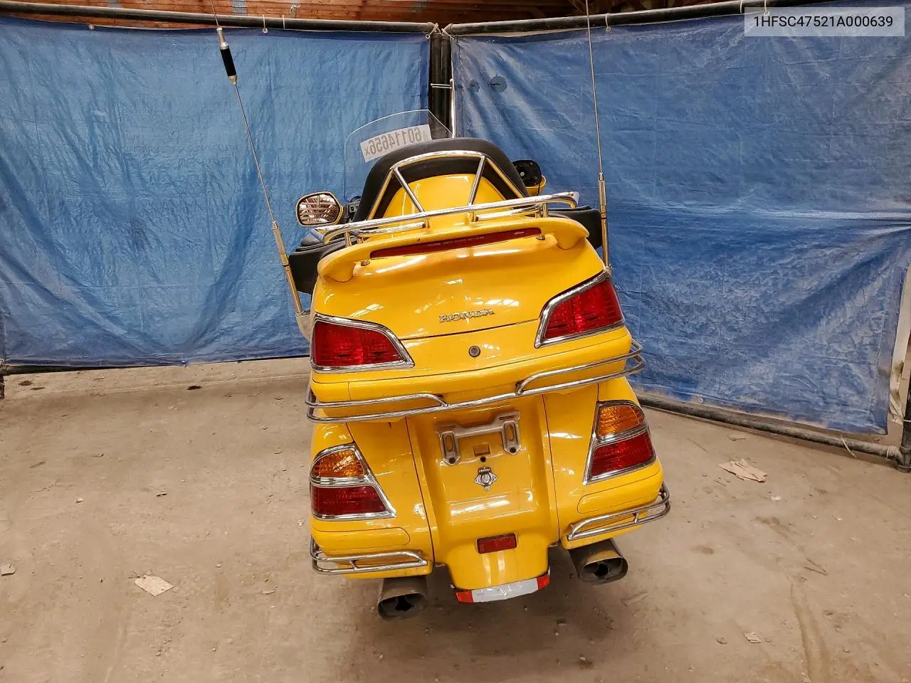 2001 Honda Gl1800 A VIN: 1HFSC47521A000639 Lot: 60114656