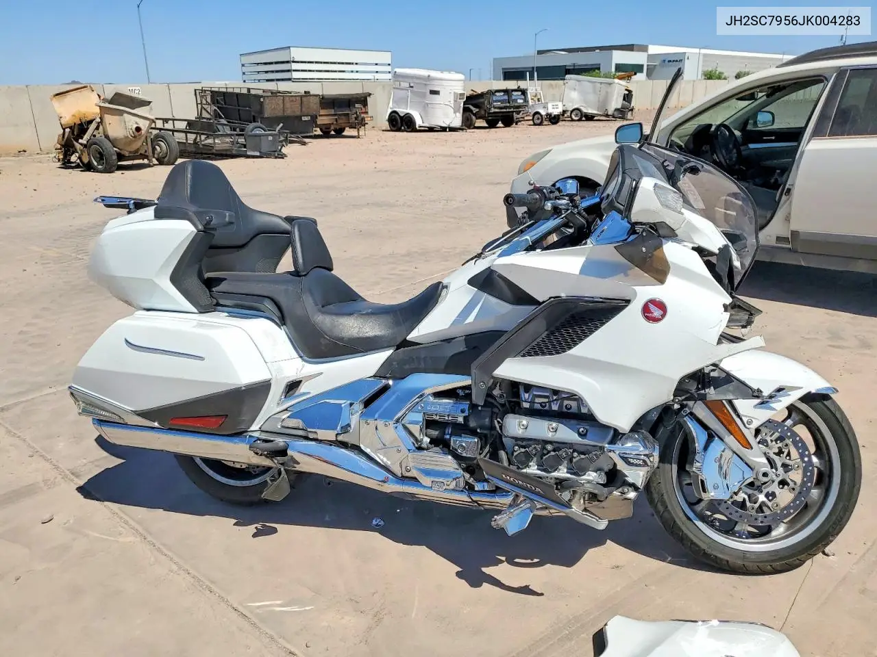 2018 Honda Gl1800 D VIN: JH2SC7956JK004283 Lot: 56070666