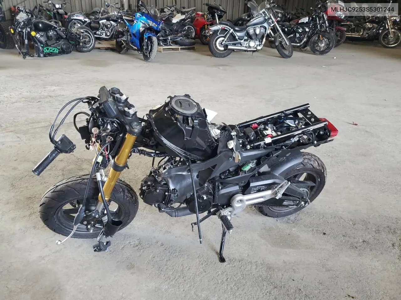 2025 Honda Grom A VIN: MLHJC9253S5301244 Lot: 96978175