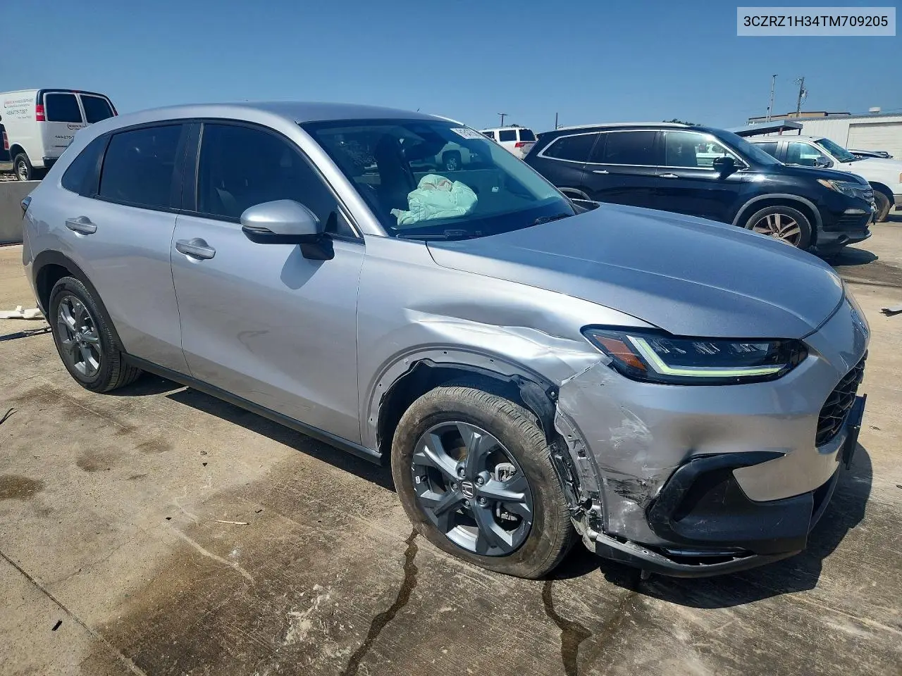 2026 Honda Hr-V Lx VIN: 3CZRZ1H34TM709205 Lot: 61547556
