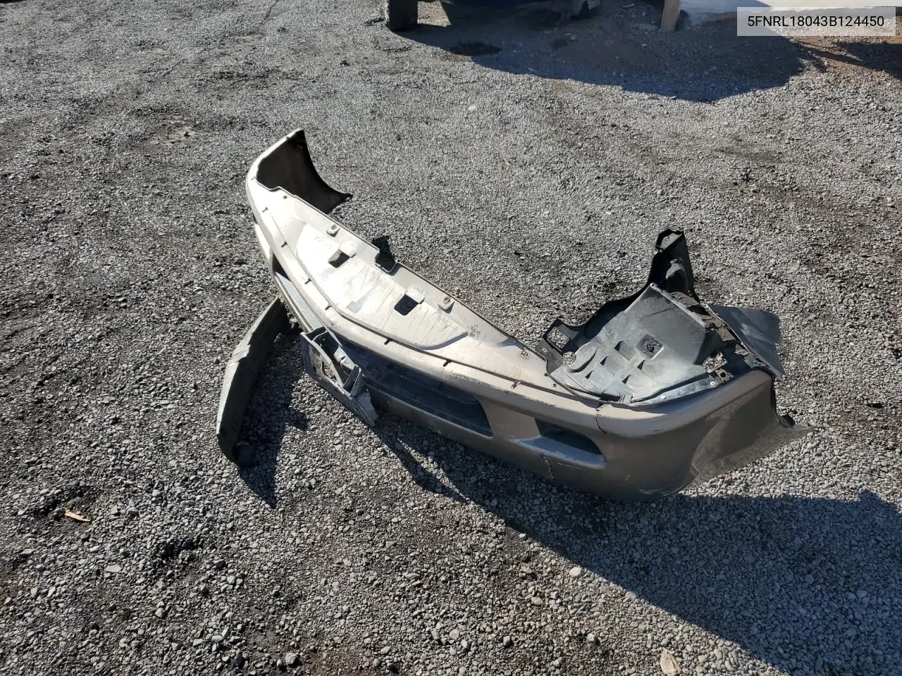 5FNRL18043B124450 2003 Honda Odessey