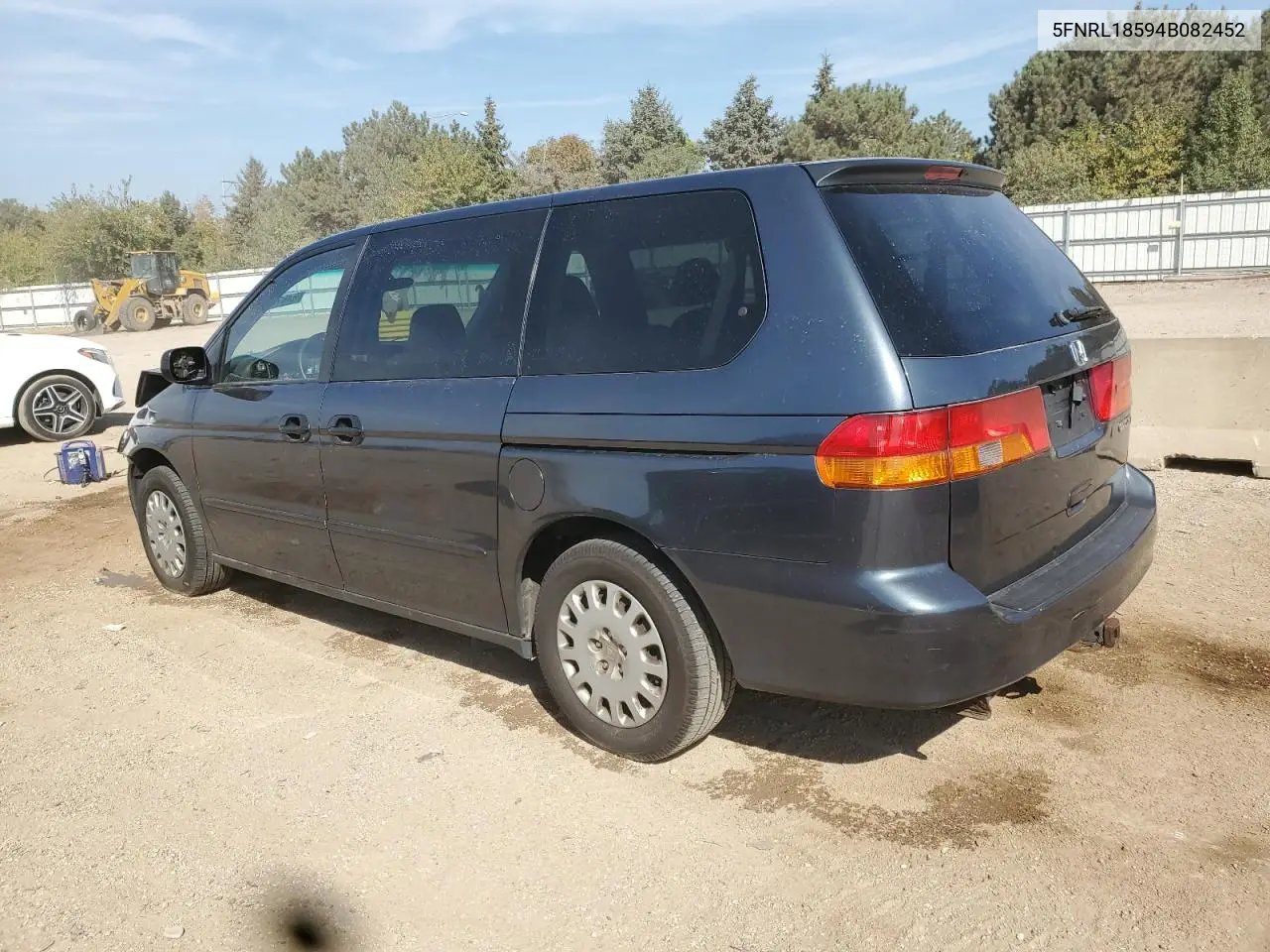 5FNRL18594B082452 2004 Honda Odyssey Lx