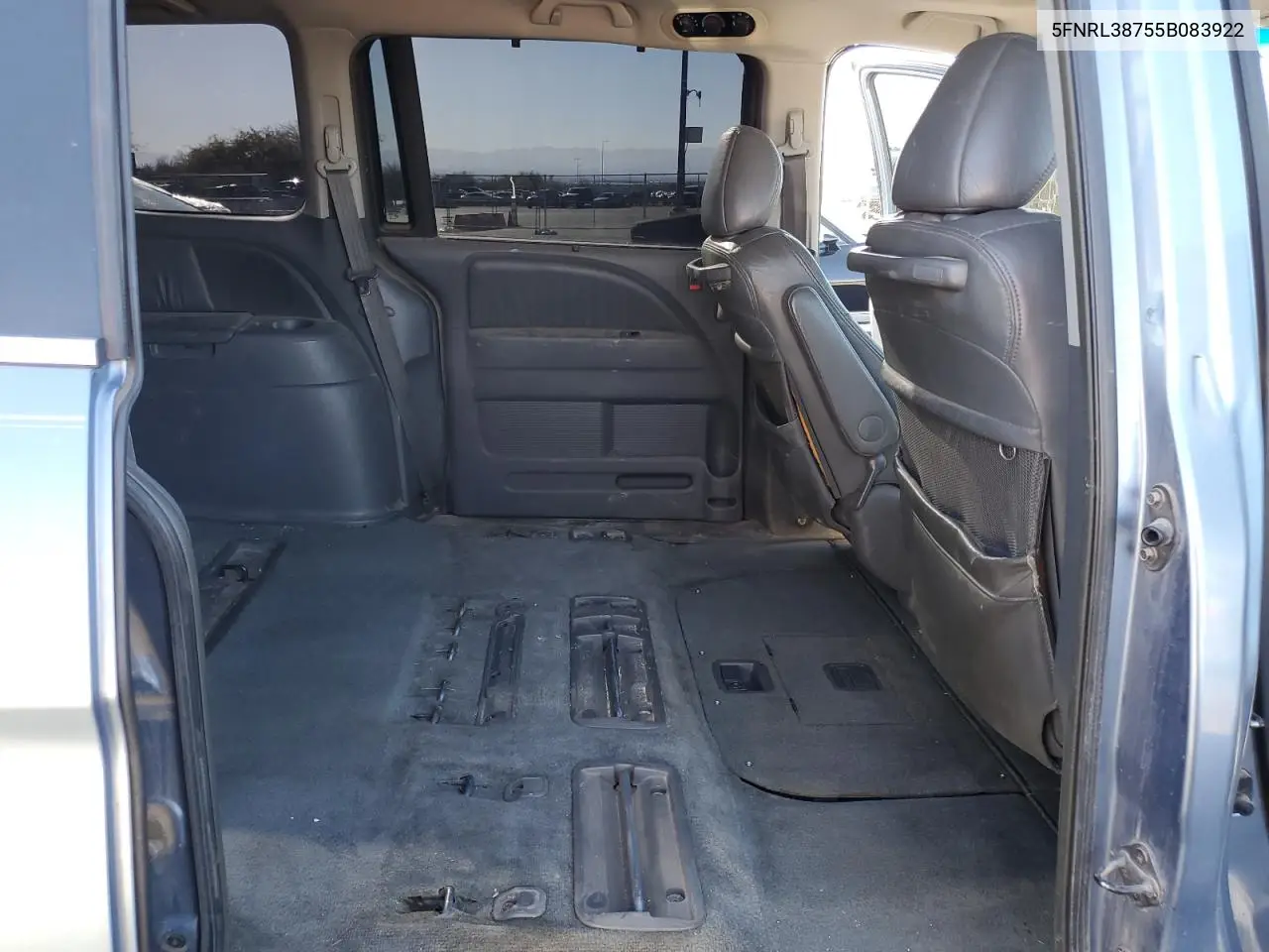 5FNRL38755B083922 2005 Honda Odyssey Exl