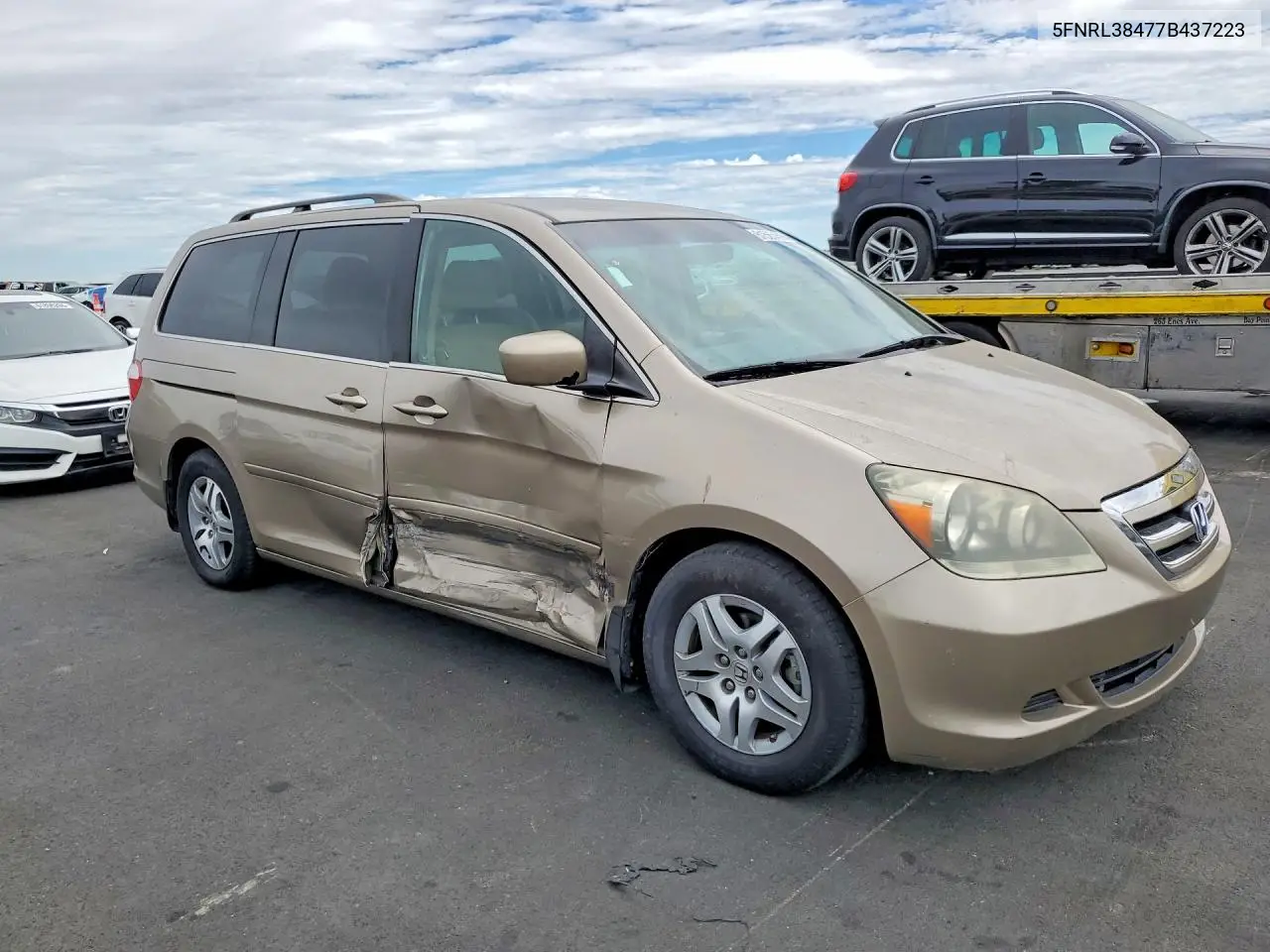 2007 Honda Odyssey Ex VIN: 5FNRL38477B437223 Lot: 61565456