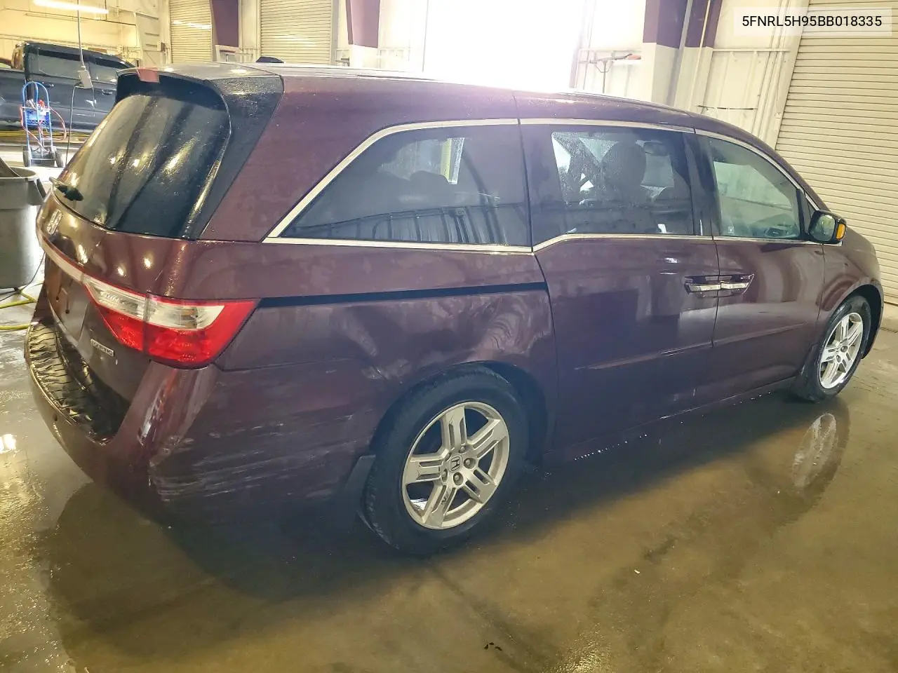 2011 Honda Odyssey Touring VIN: 5FNRL5H95BB018335 Lot: 60153386