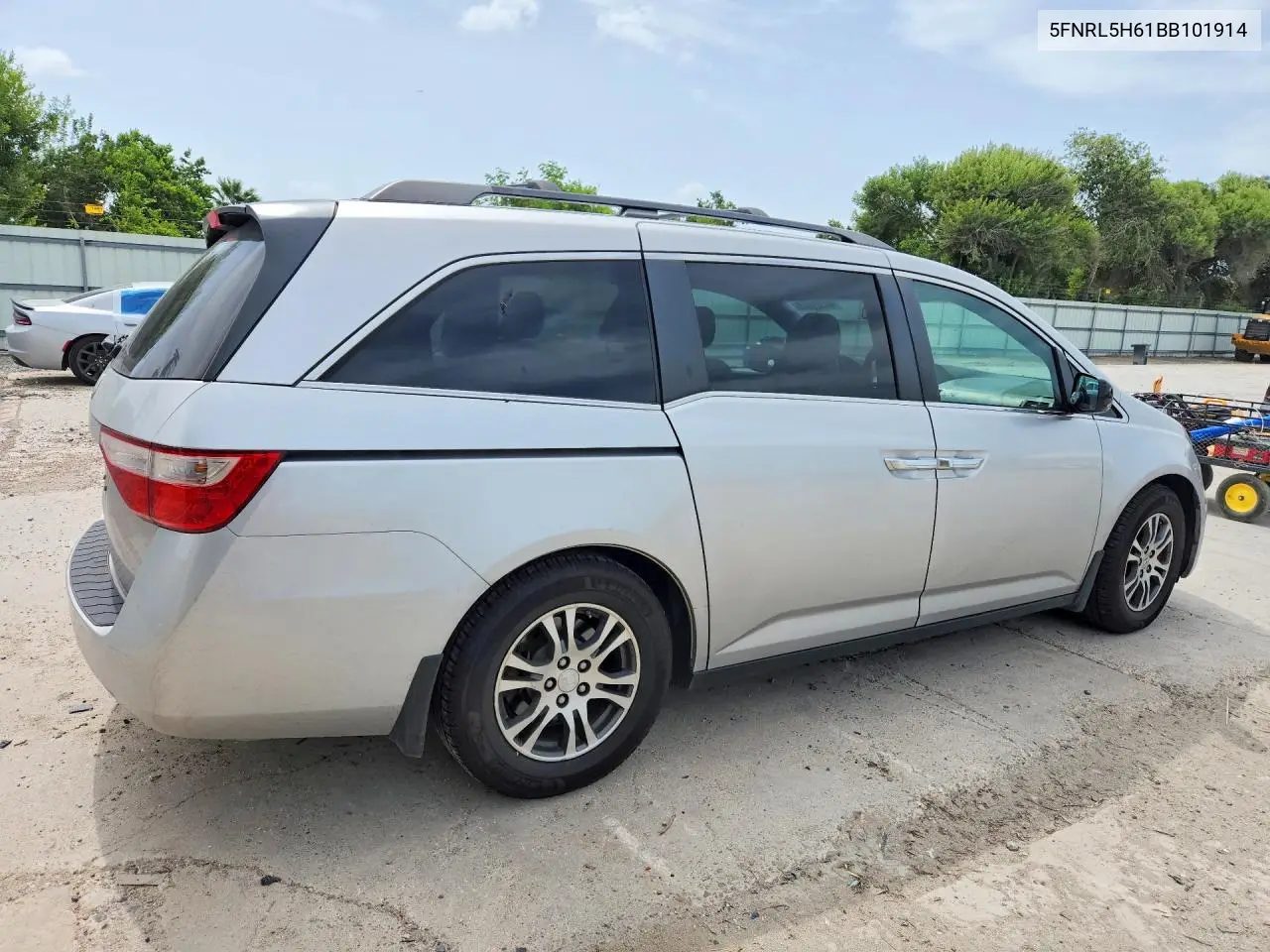 2011 Honda Odyssey Exl VIN: 5FNRL5H61BB101914 Lot: 61329646