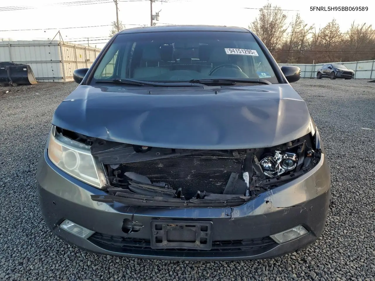 5FNRL5H95BB069589 2011 Honda Odyssey Touring