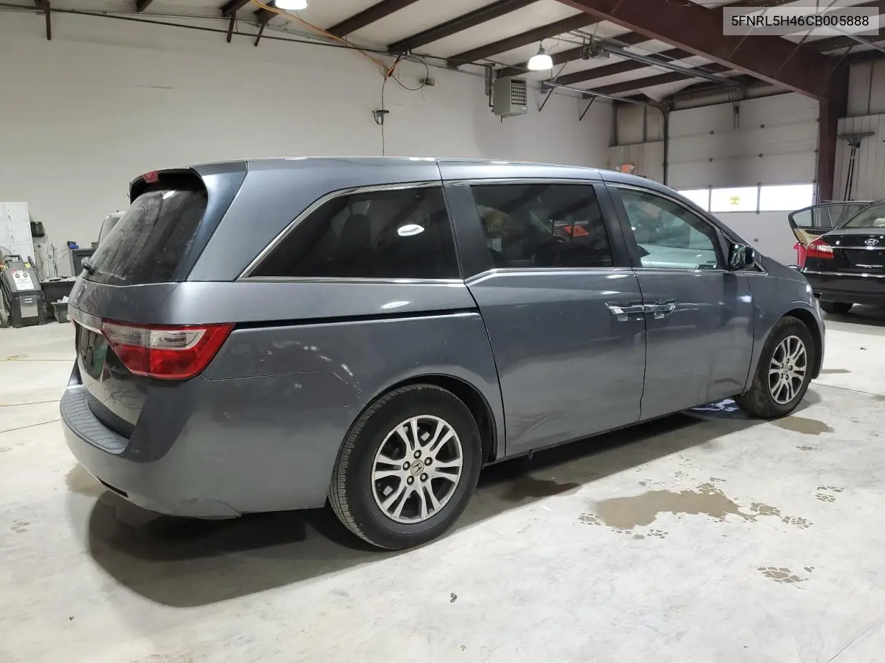 5FNRL5H46CB005888 2012 Honda Odyssey Ex