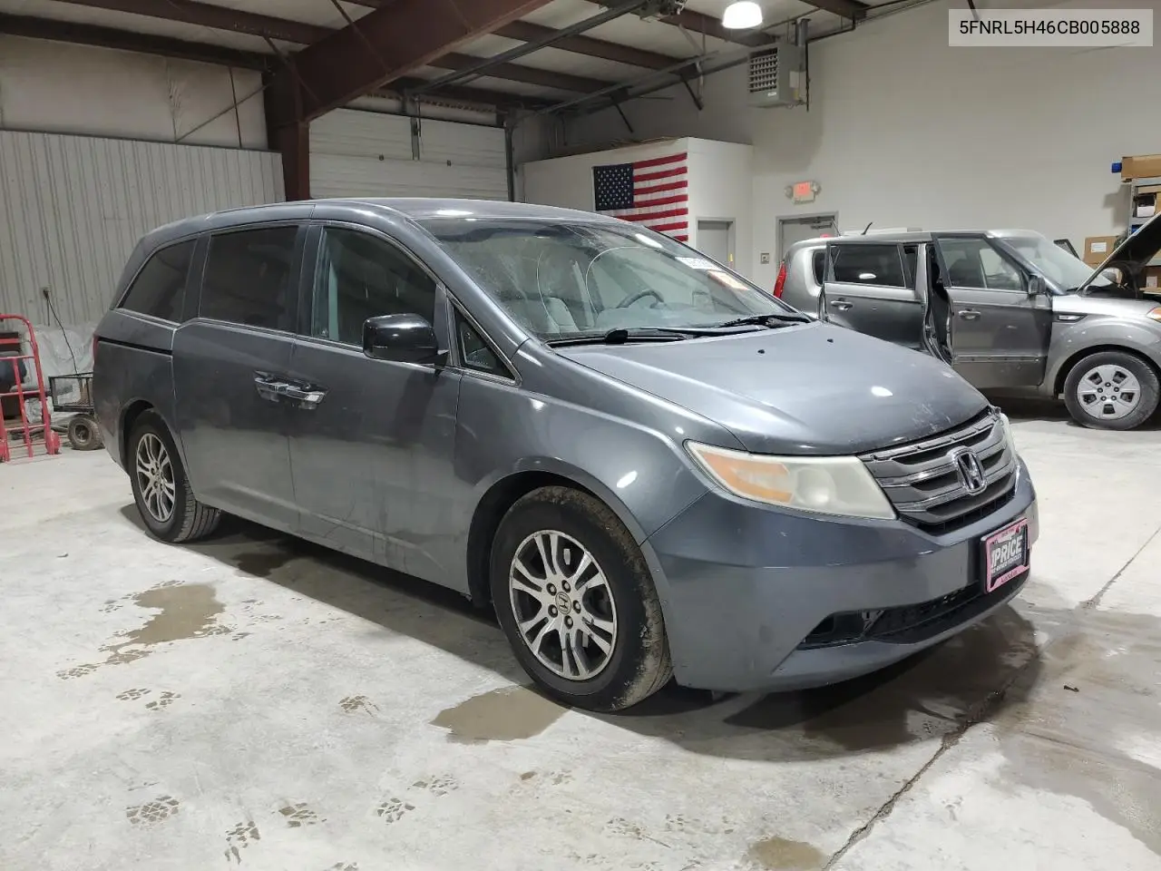 5FNRL5H46CB005888 2012 Honda Odyssey Ex