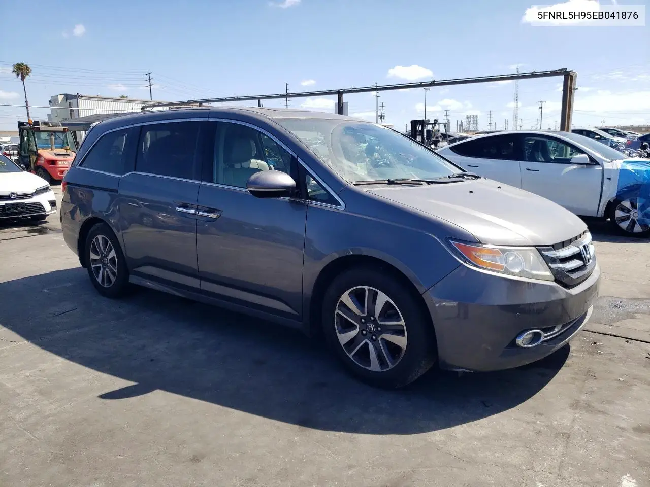5FNRL5H95EB041876 2014 Honda Odyssey Touring
