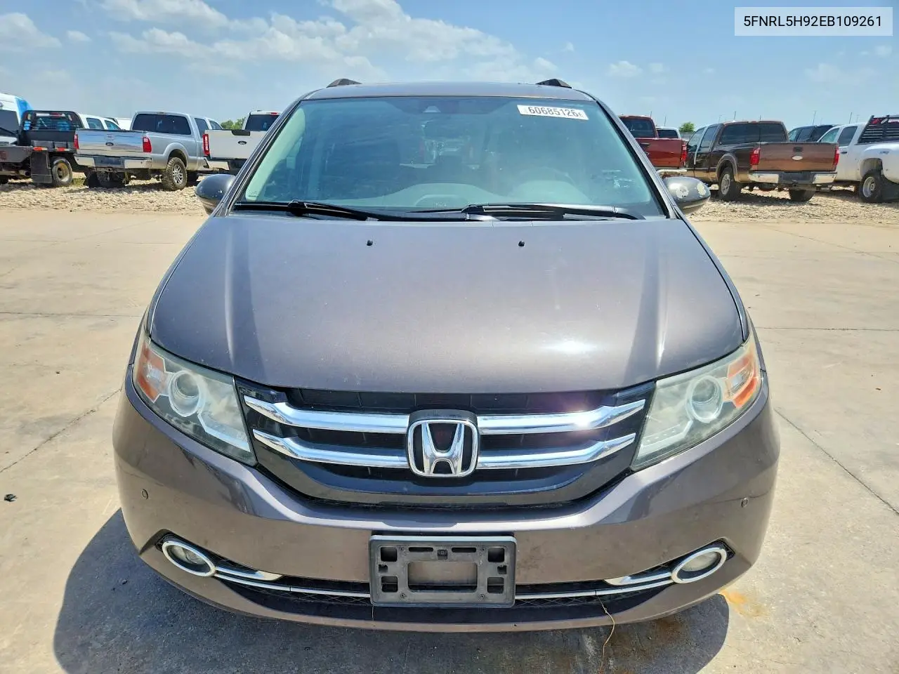 2014 Honda Odyssey Touring VIN: 5FNRL5H92EB109261 Lot: 60685126