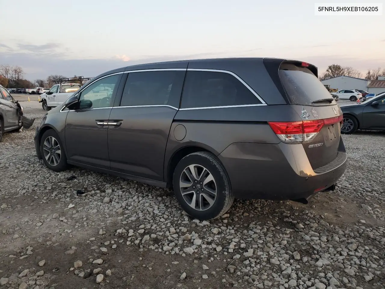 5FNRL5H9XEB106205 2014 Honda Odyssey Touring