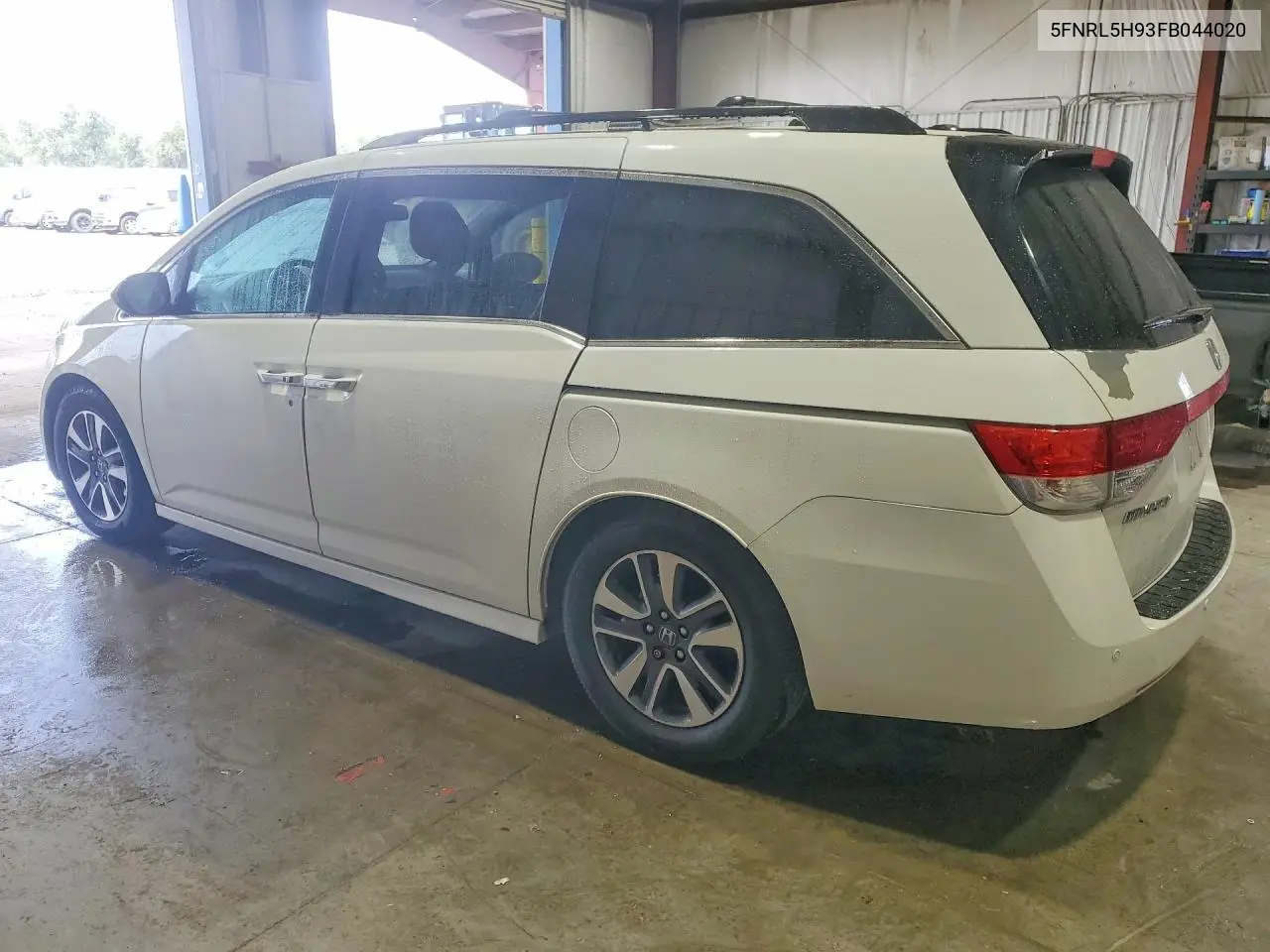 2015 Honda Odyssey Touring VIN: 5FNRL5H93FB044020 Lot: 62136426