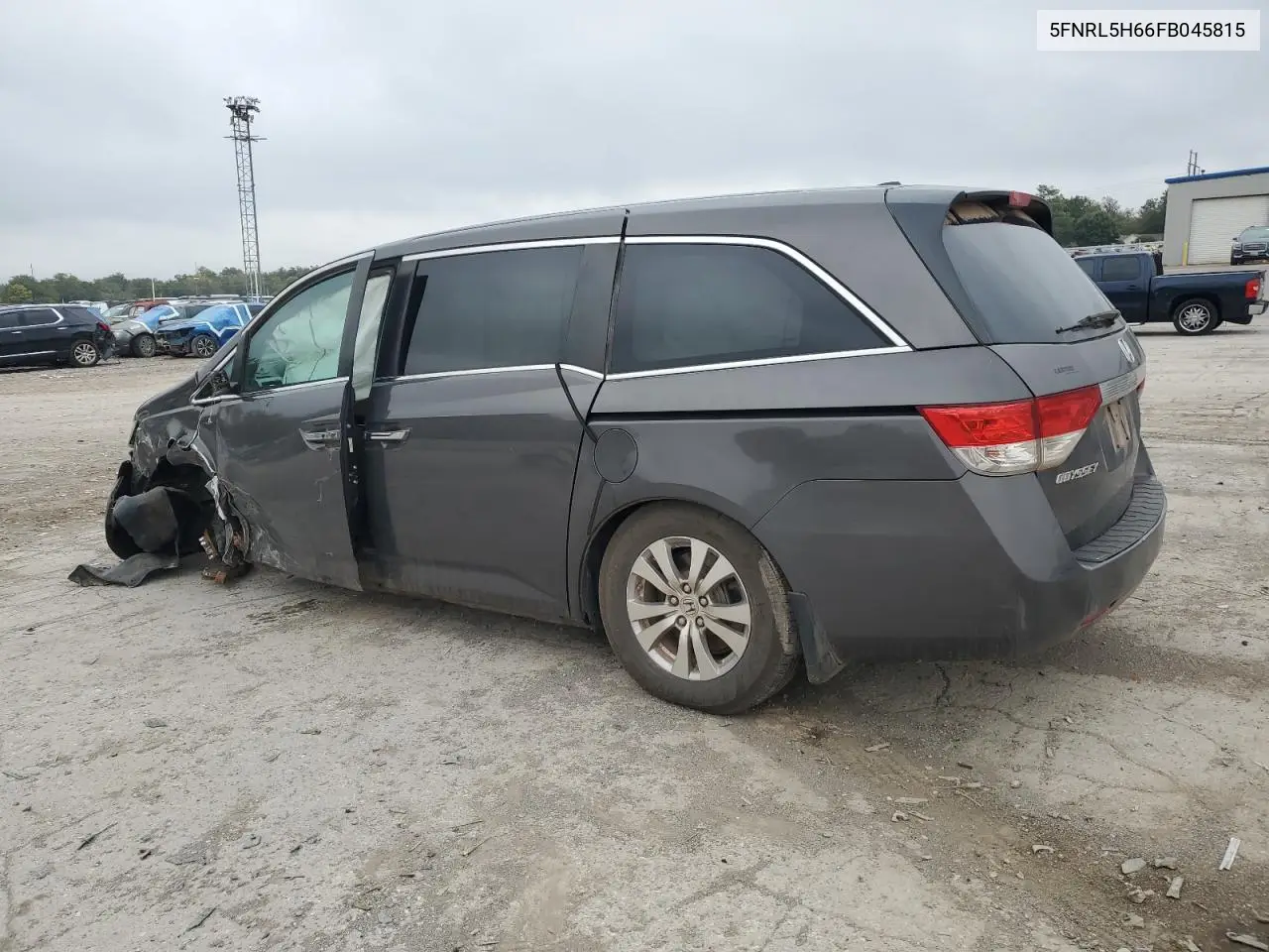 5FNRL5H66FB045815 2015 Honda Odyssey Exl