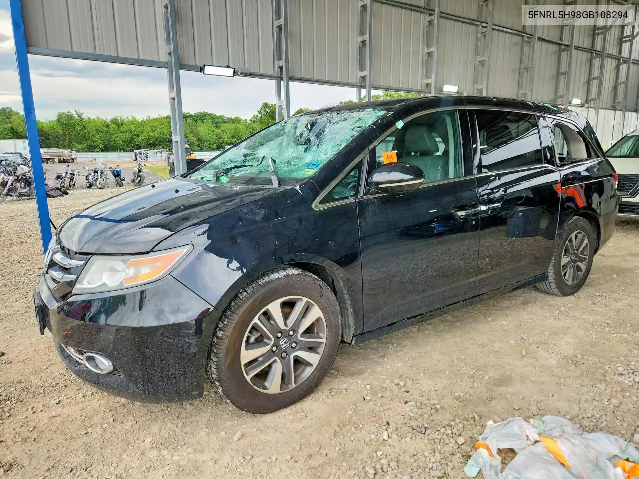 2016 Honda Odyssey Touring VIN: 5FNRL5H98GB108294 Lot: 52677466
