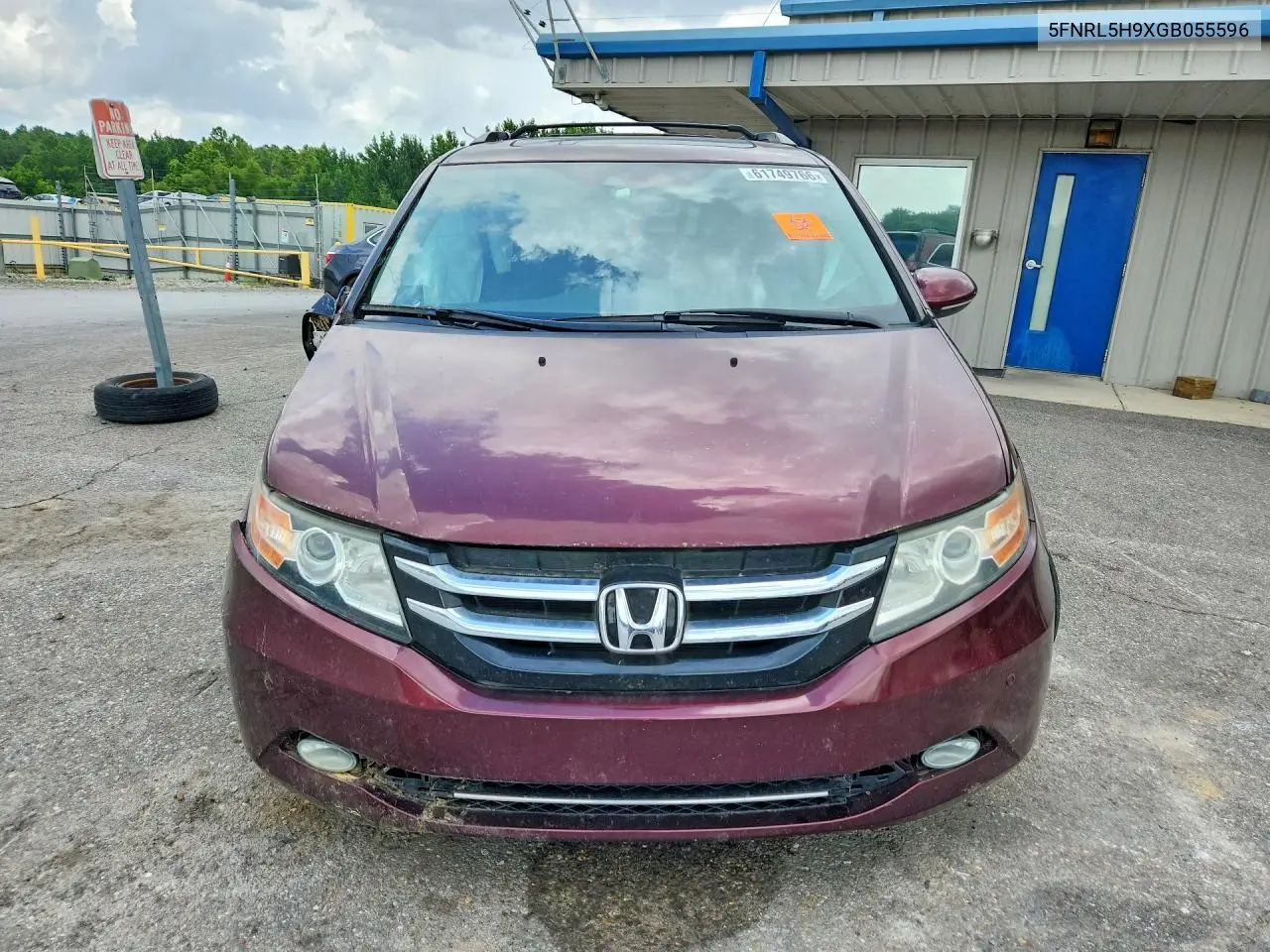 2016 Honda Odyssey Touring VIN: 5FNRL5H9XGB055596 Lot: 61749766