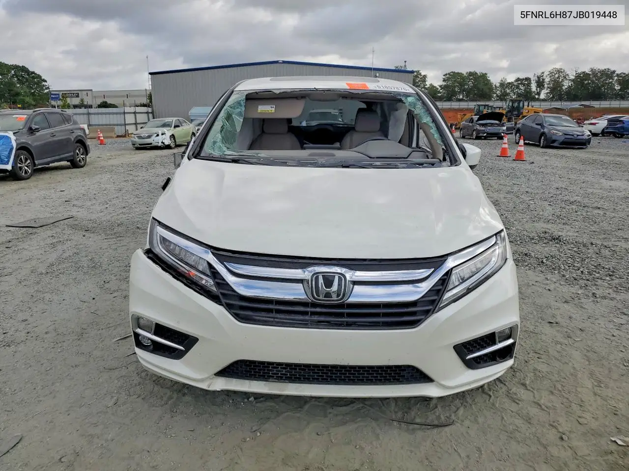 2018 Honda Odyssey Touring VIN: 5FNRL6H87JB019448 Lot: 61857876