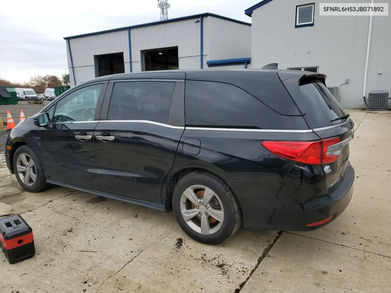 5FNRL6H53JB071892 2018 Honda Odyssey Ex