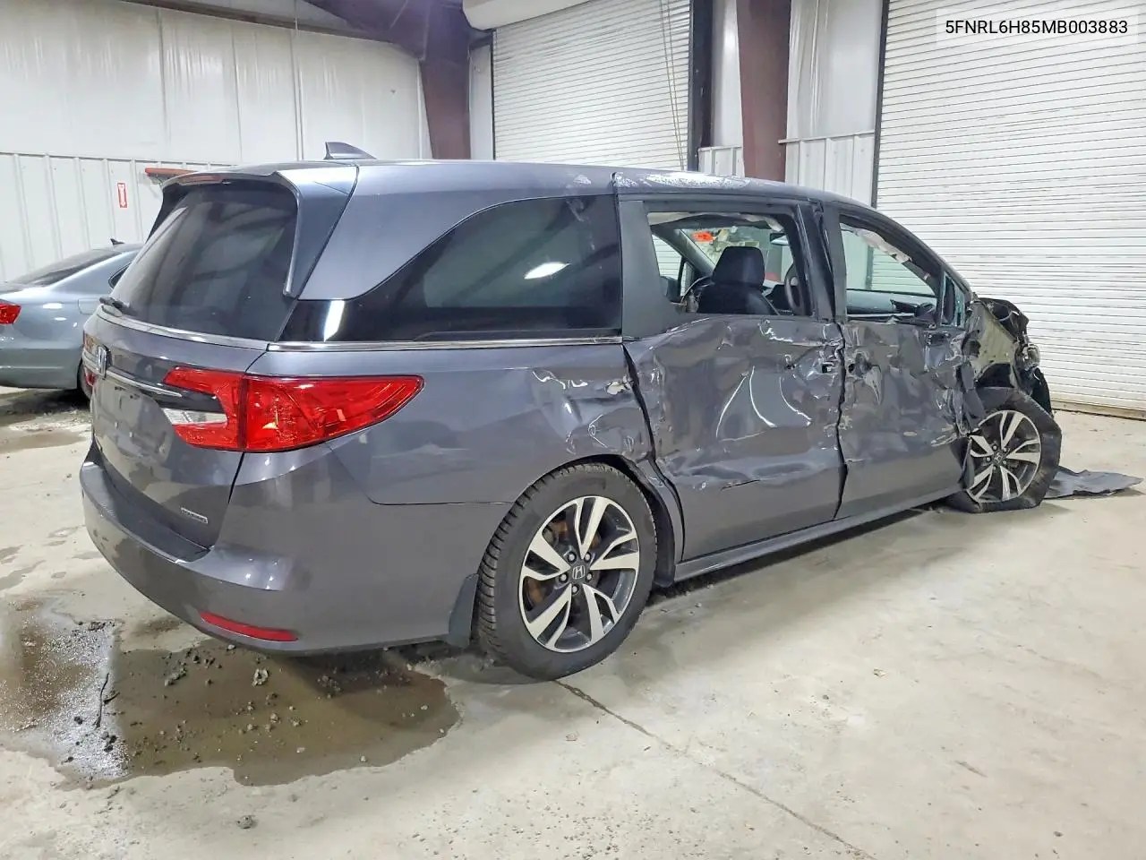 2021 Honda Odyssey Touring VIN: 5FNRL6H85MB003883 Lot: 60249136