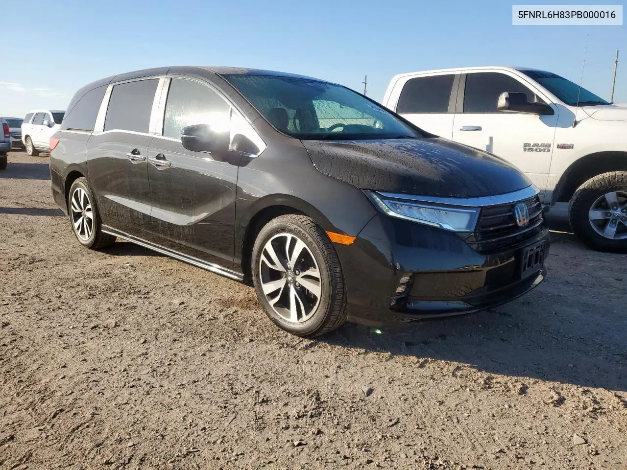 5FNRL6H83PB000016 2023 Honda Odyssey Touring