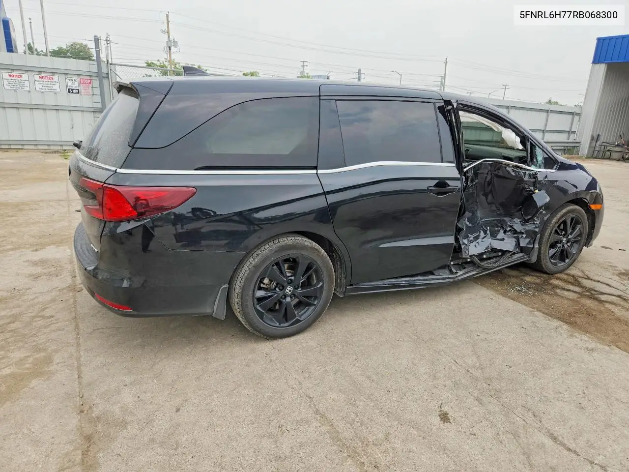 2024 Honda Odyssey Sport VIN: 5FNRL6H77RB068300 Lot: 61709146